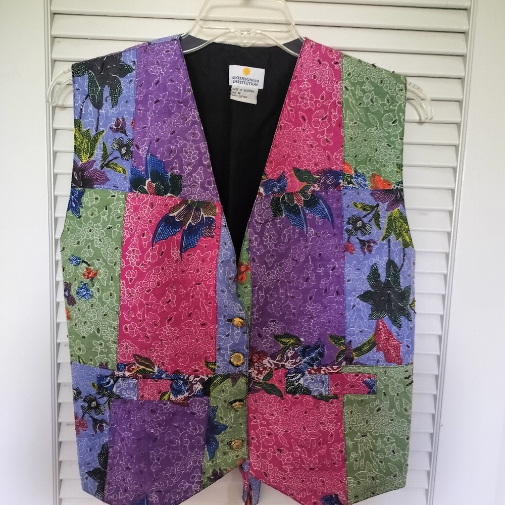 Smithsonian Institute Multicolor Floral Floral Vest. Size Medium 100% Cotton